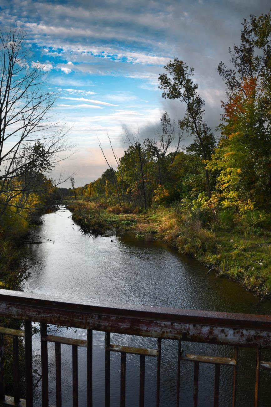 Ox Creek Hall Park overpass Todd Marsee, Michigan Sea Grant Ox Creek Hall Park overpass